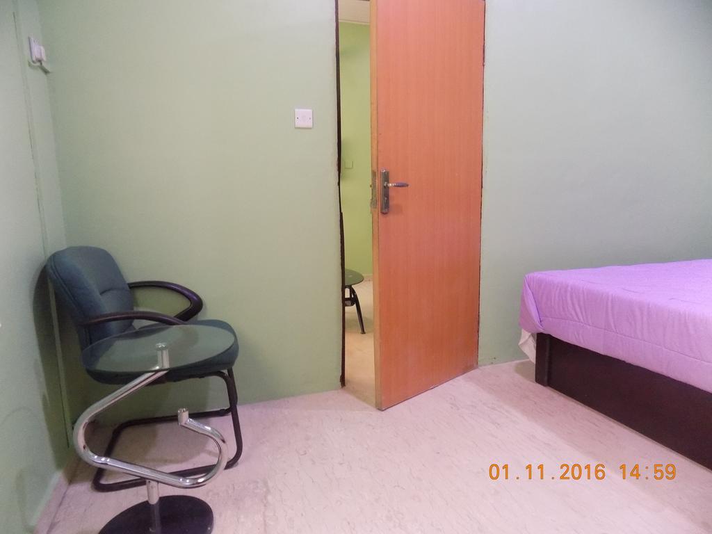 Posh Apartments And Hotel อีเคจา ภายนอก รูปภาพ
