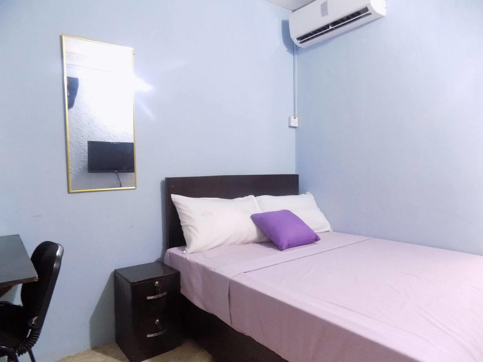 Posh Apartments And Hotel อีเคจา ภายนอก รูปภาพ
